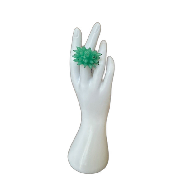 UO Resin Spiky Ring - Picture 1 of 1